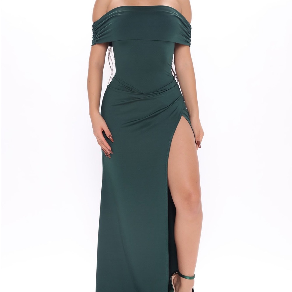 FashionNova On My Mind Hunter Green Maxi Dress